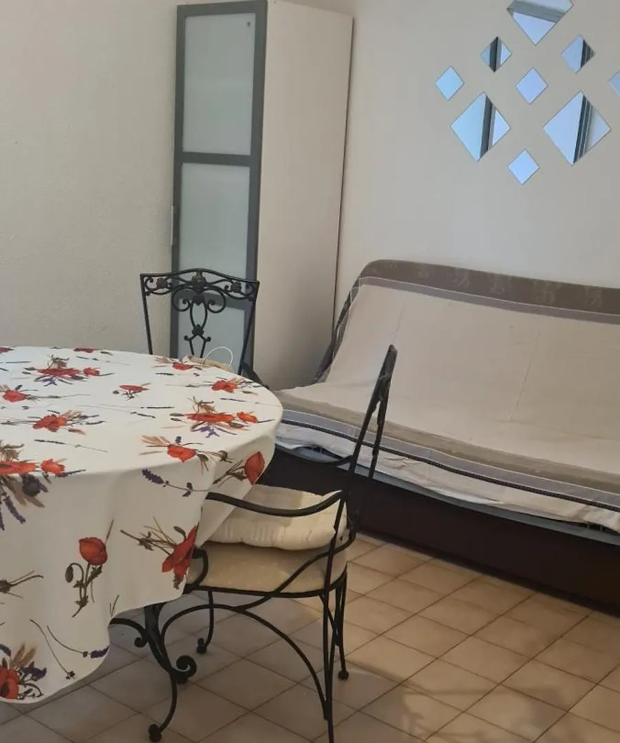 דירות Saint-Raphaël 2 Pieces En Rez- De -Jardin
