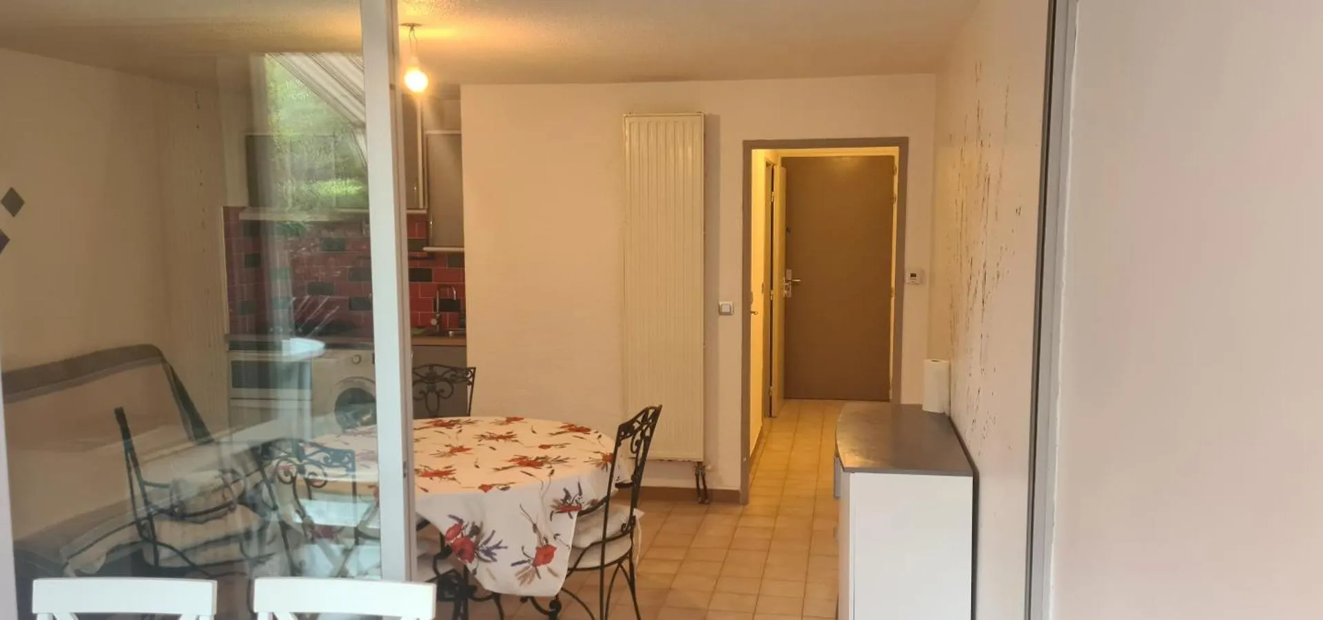 דירות Saint-Raphaël 2 Pieces En Rez- De -Jardin 0*,  צרפת